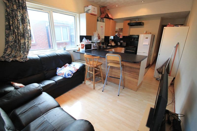34a Miskin Street, Cardiff - Image 5