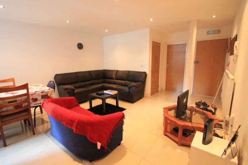 34b Miskin Street, Cardiff - Image 1