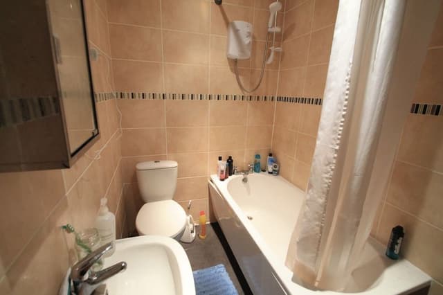 34b Miskin Street, Cardiff - Image 10