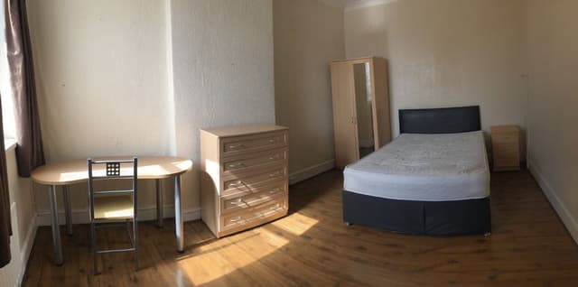 125 Lisvane Street, Cardiff - Image 8