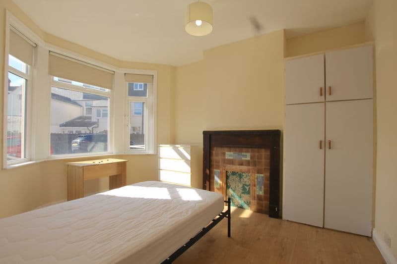 80 Gelligaer Street, Cardiff - Image 2