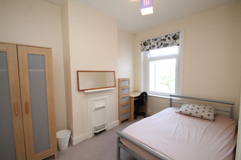 80 Gelligaer Street, Cardiff - Image 9