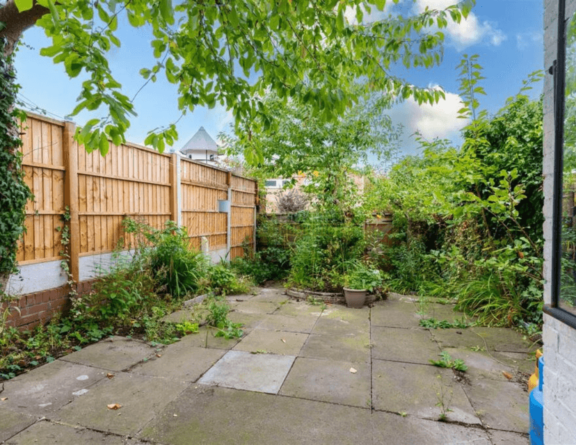 3 Beeston Close - Image 10