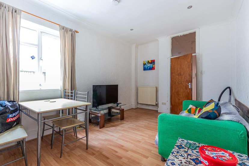 135a Albany Road - Image 4