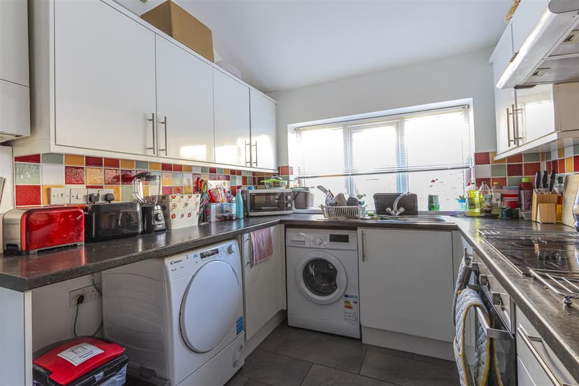 59 Dogfield Street - Image 4