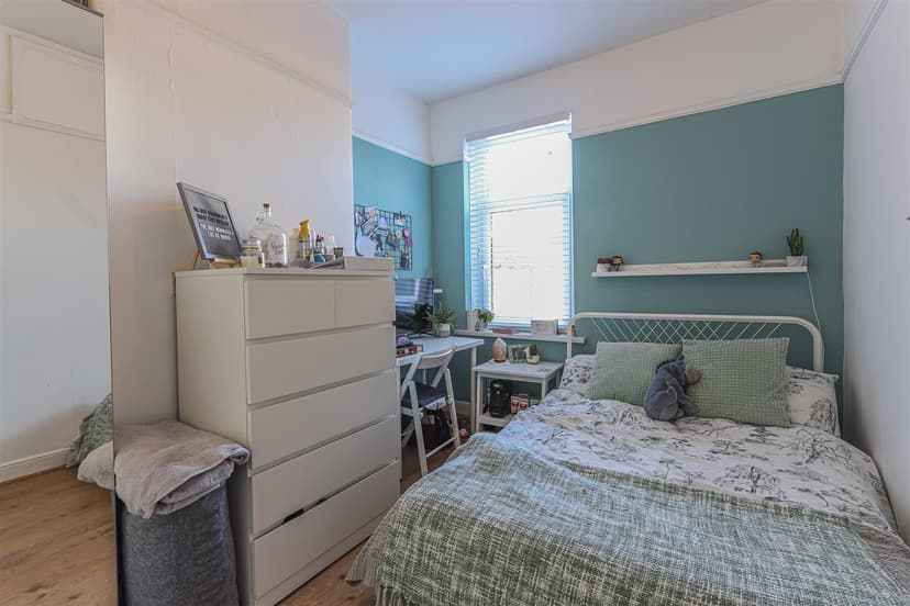 59 Dogfield Street - Image 9