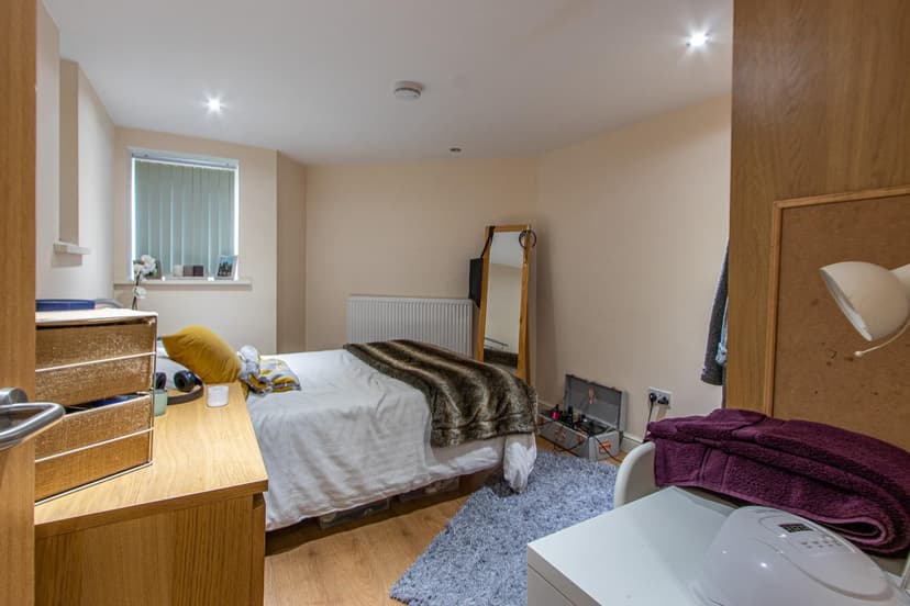 1, 88 Richmond Road - Image 6