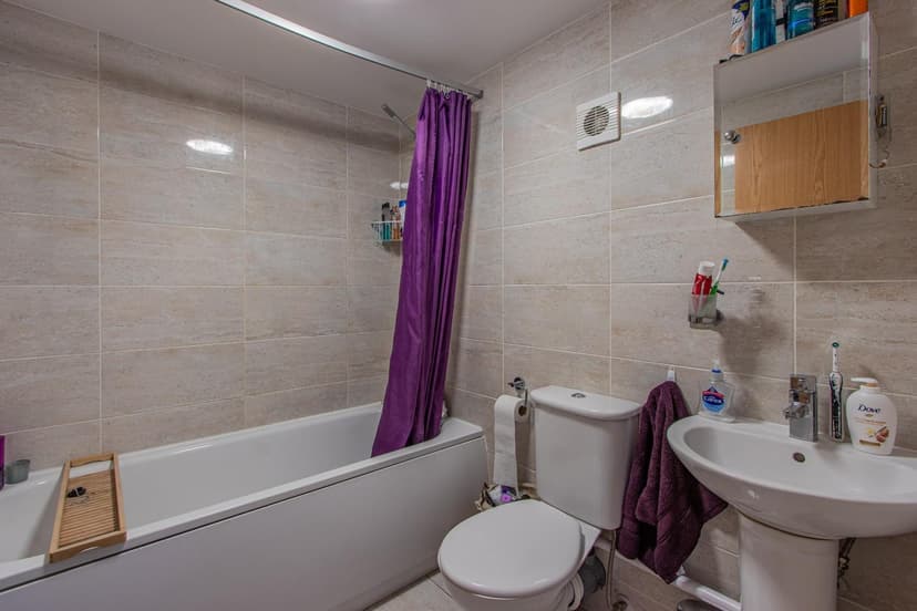 1, 88 Richmond Road - Image 8