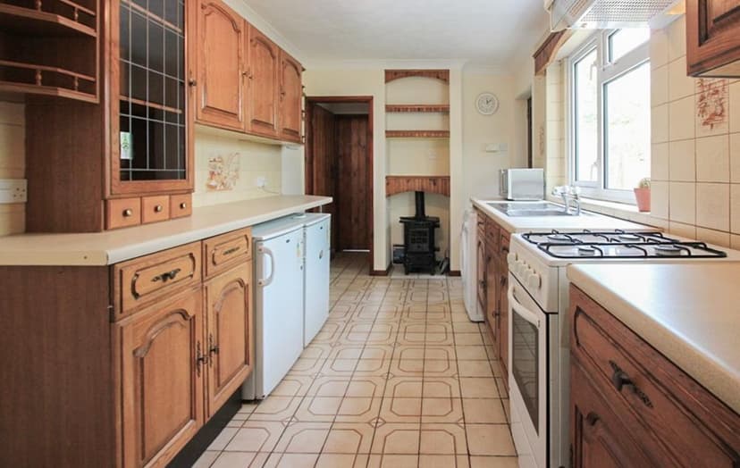 62 Gelligaer Street - Image 4
