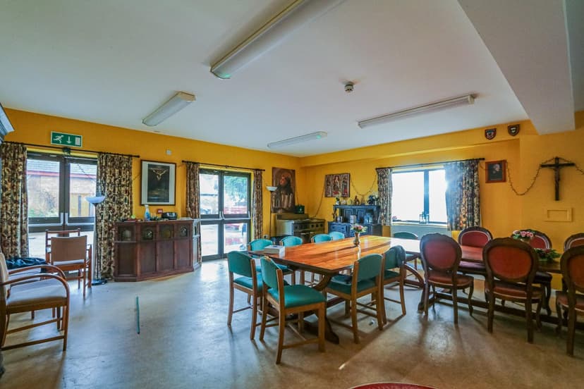 Room F06, St Cheresie, Newman Hall Colum Road - Image 16