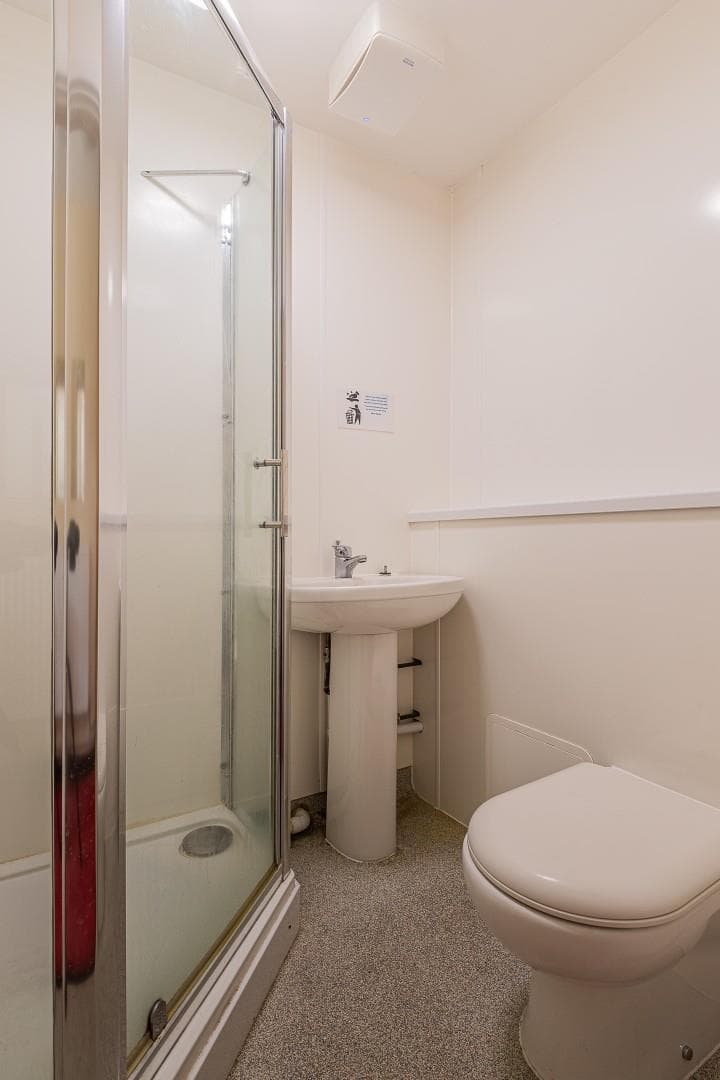 Room F07, St. Joachim, Newman Hall Colum Road - Image 13