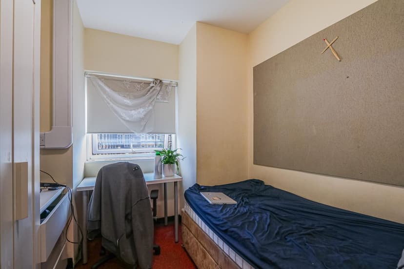 Room F04, St Paul, Newman Hall Colum Road - Image 11