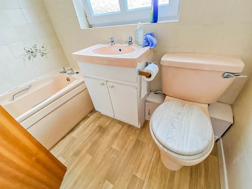 830 Filton Avenue - Image 7