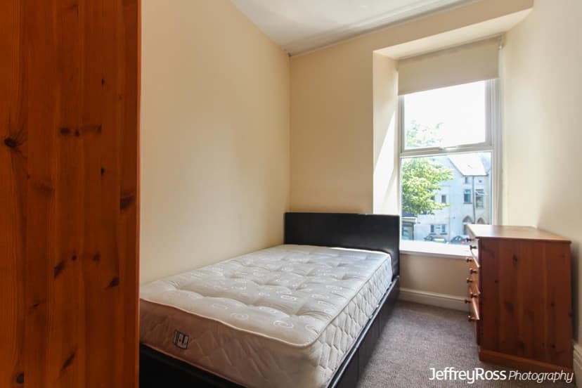 2, 185 Richmond Road - Image 16