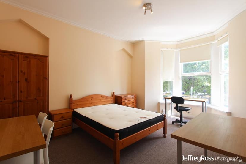 2, 185 Richmond Road - Image 4