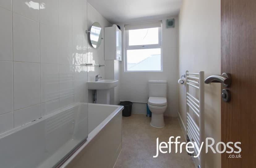 2, 185 Richmond Road - Image 6