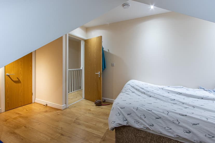 3, 274 North Road - Image 7