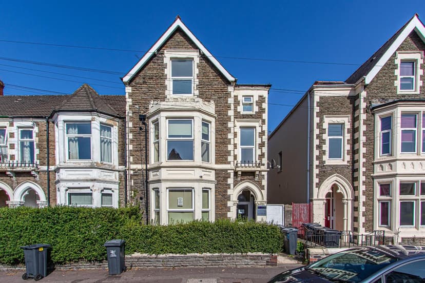 1, 28 Colum Road - Image 6