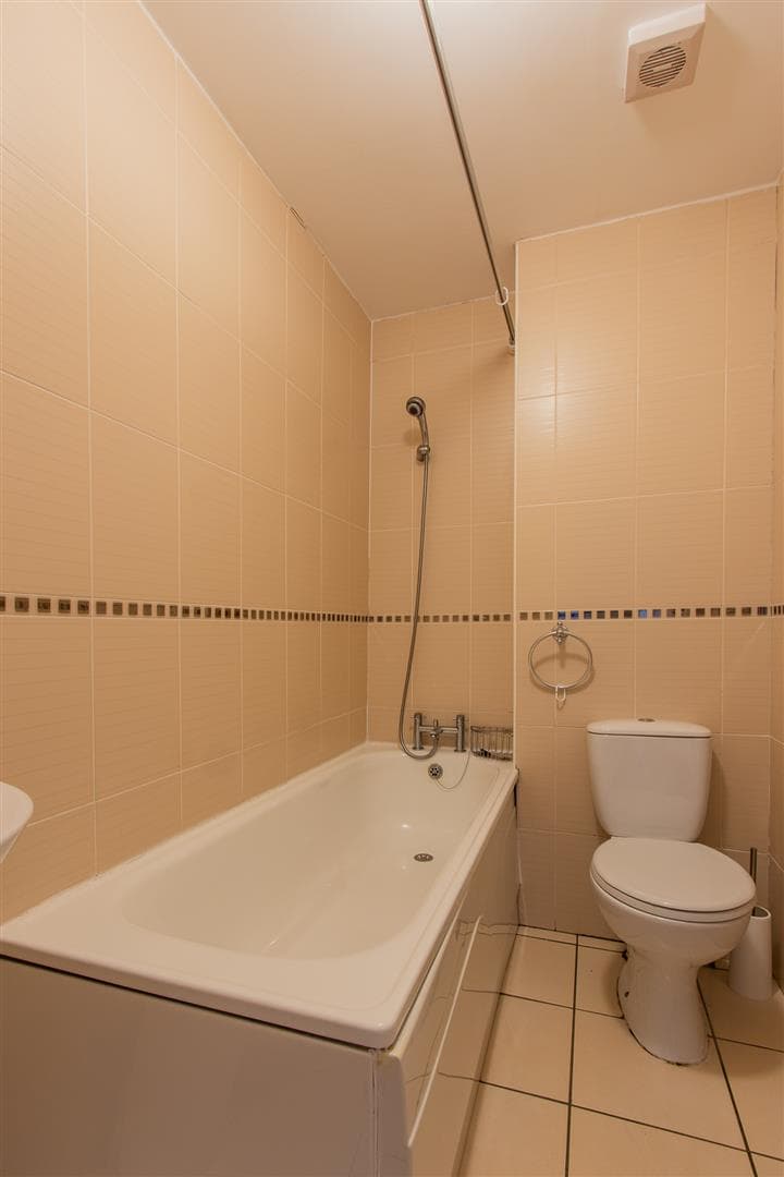 1, 11 Northcote Street - Image 8