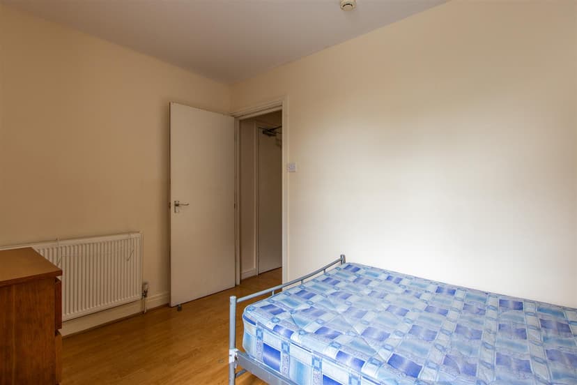 1, 11 Northcote Street - Image 6