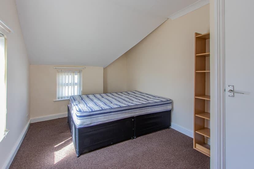 4, 15 Northcote Street - Image 4