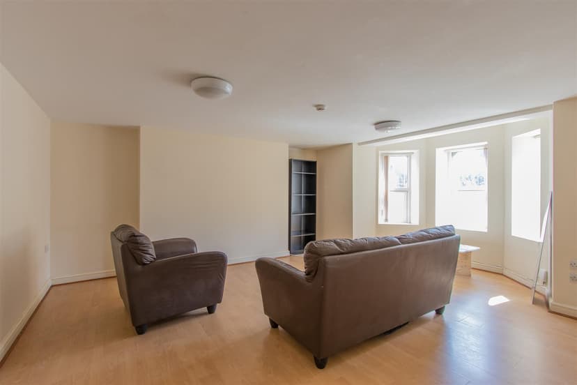 1, 177A Newport Road - Image 1