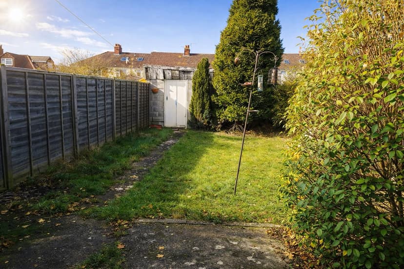 250 Filton Avenue - Image 3