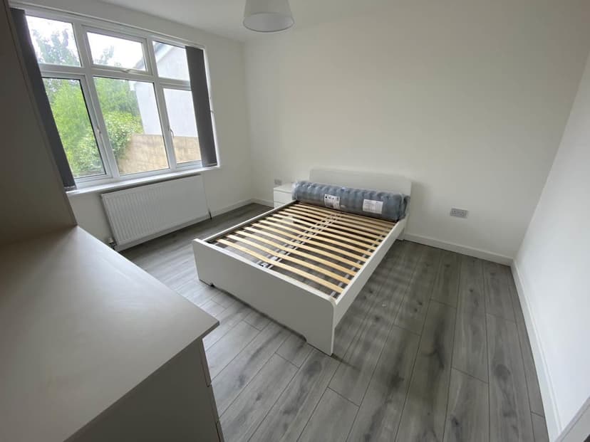 198 Dovercourt Road - Image 8