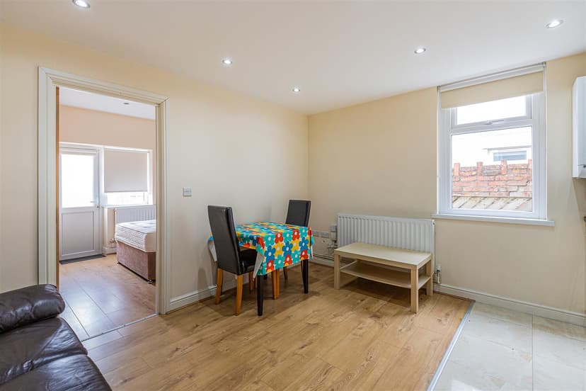 1, 274 North Road - Image 3