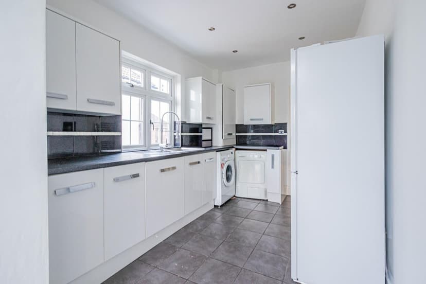 30 Elberton Road - Image 6