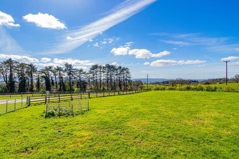 Shippenhays, Pine Farm Wrington Hill - Image 7