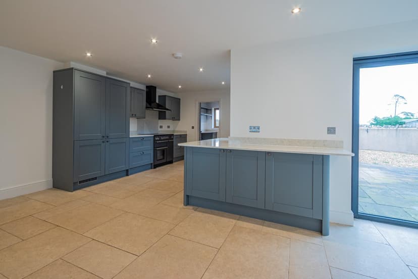 Shippenhays, Pine Farm Wrington Hill - Image 2