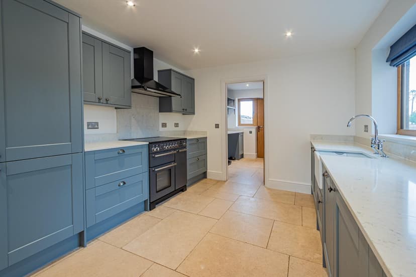 Shippenhays, Pine Farm Wrington Hill - Image 3