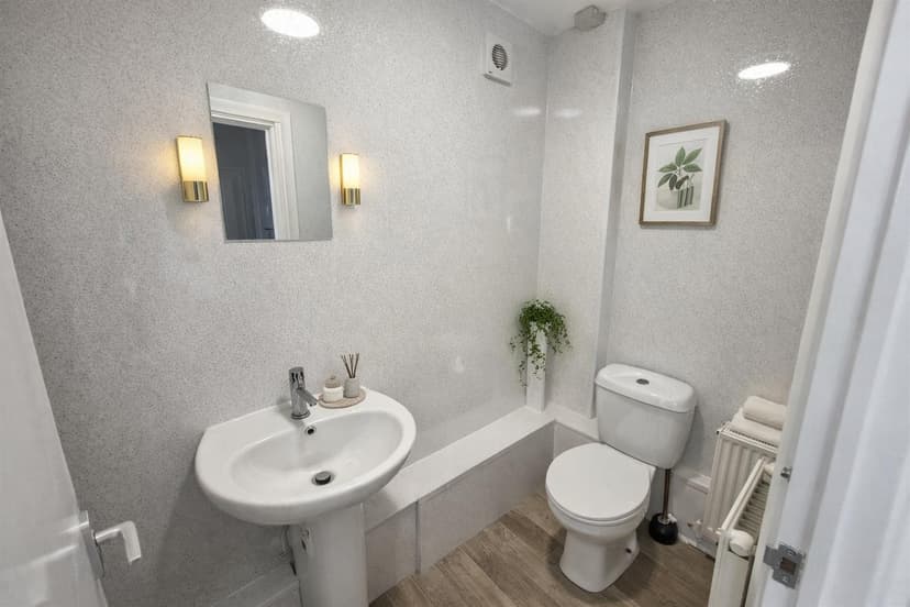 Flat 1 Croft House - Image 5