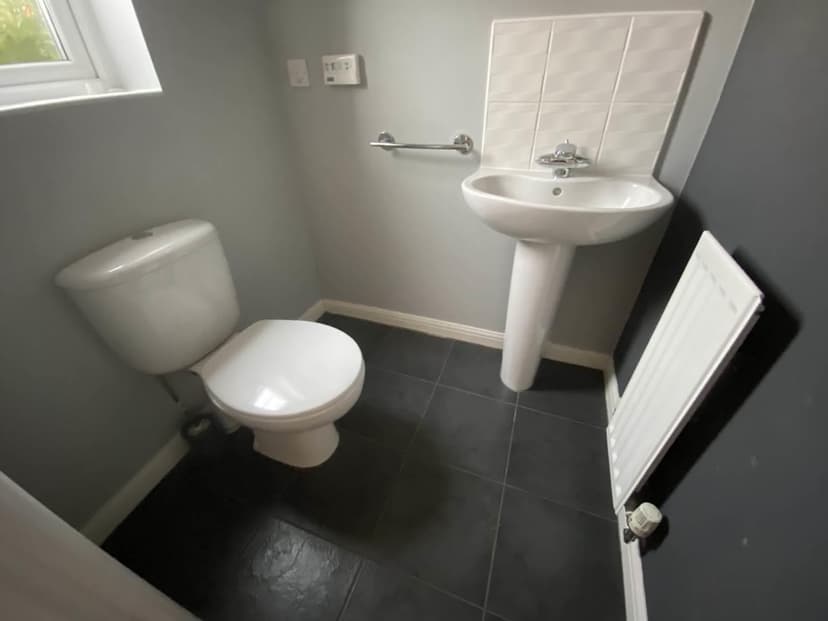 285 Wordsworth Road - Image 10