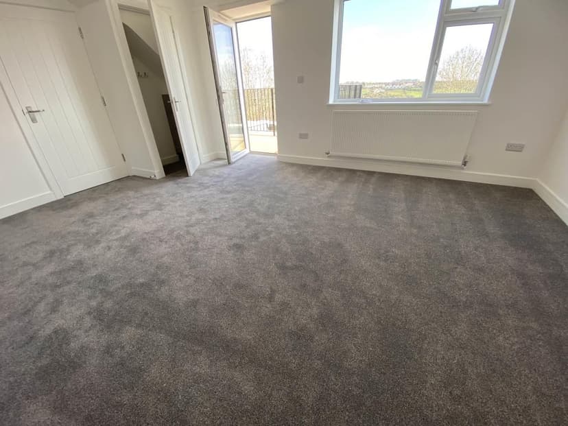 Flat 4, 30 Eastlyn Road - Image 3