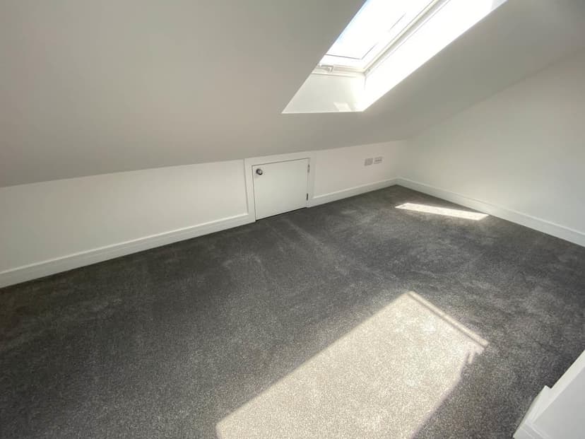 Flat 4, 30 Eastlyn Road - Image 4