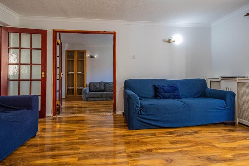 10 Ash Walk - Image 5