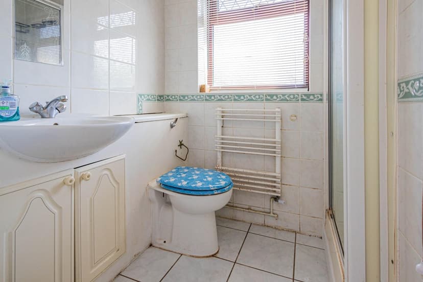 10 Ash Walk - Image 11