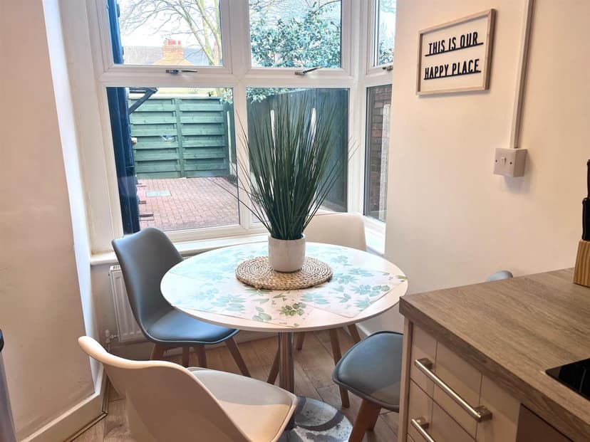 Flat 1, 59 Crosby Road - Image 7