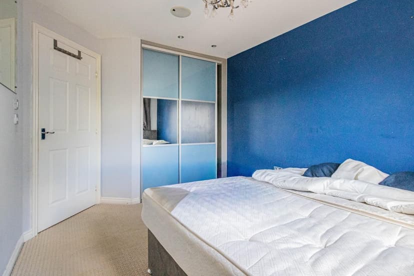 79 College Way - Image 6