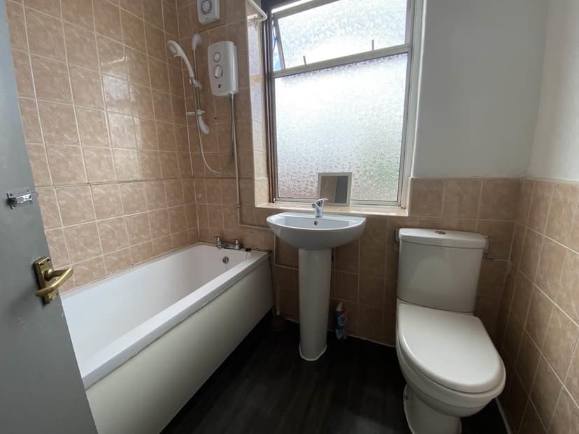 48 Acacia Road - Image 6