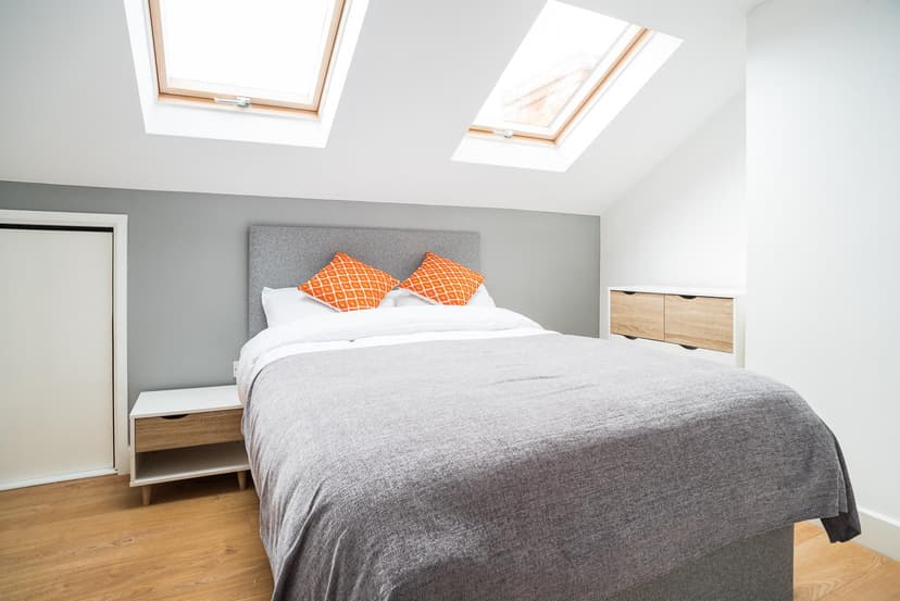 Flat 2, 7 Trevelyan Road - Image 9