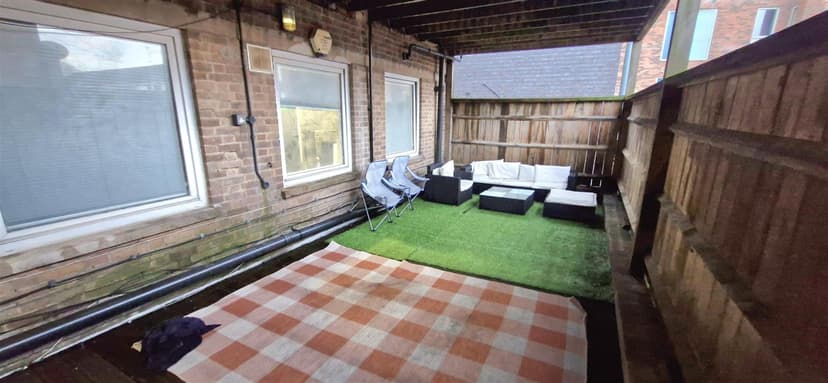 Flat 2 Croft House - Image 11