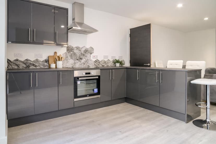 Robin Hood, 1 Queens Road East - Image 6