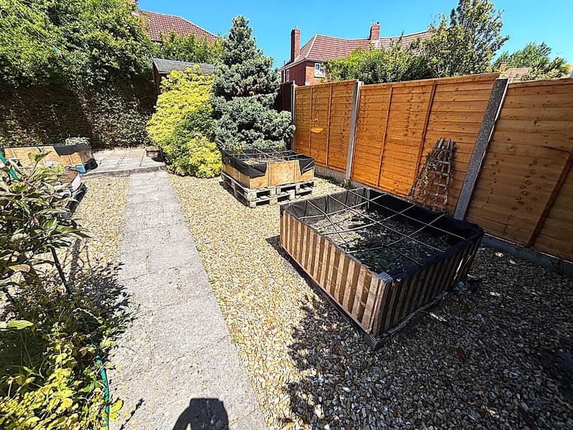 57 Dorchester Road - Image 4