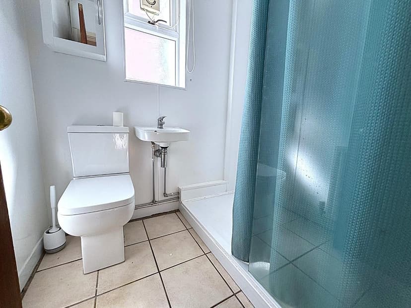 57 Dorchester Road - Image 7