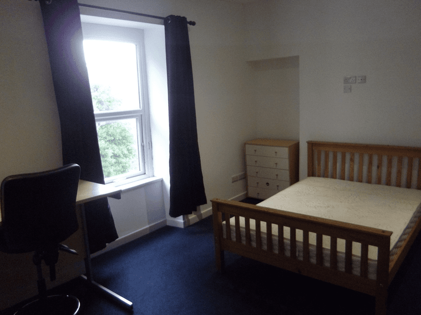 1 Brynymor Crescent, Swansea - Image 9