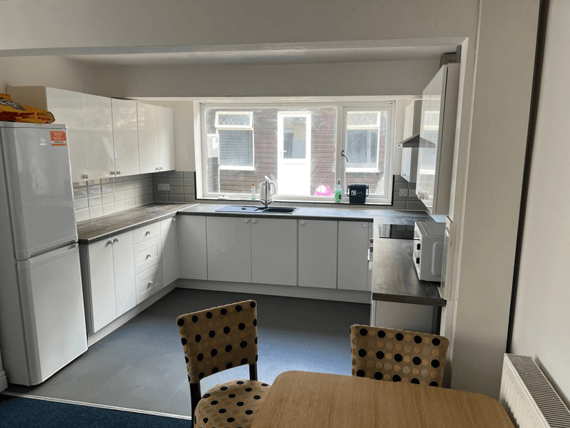 57 Brunswick Street, Swansea - Image 11