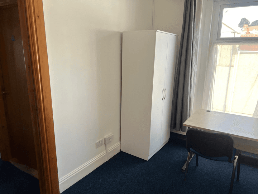 57 Brunswick Street, Swansea - Image 24